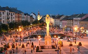 Square 16 Apartman - Absolutely Central Location With Self Check In