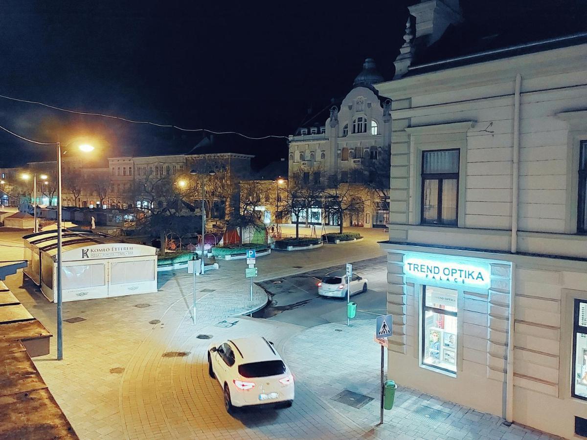 Square 16 Apartman - Absolutely Central Location With Self Check In Szombathely Zewnętrze zdjęcie